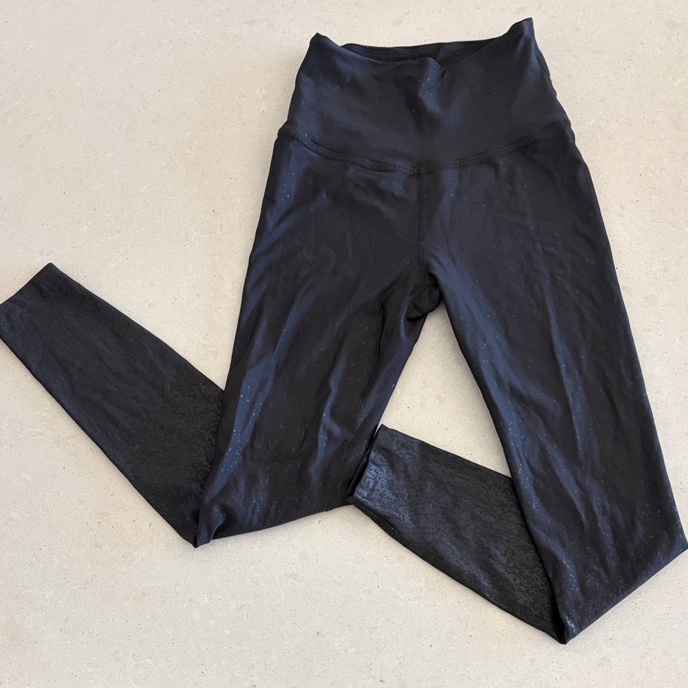 Beyond Yoga Black Leggings with Shimmer Pattern